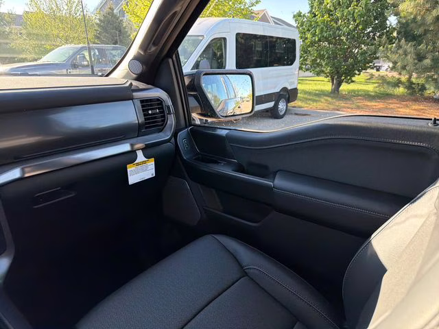 2026 Agate Black Metallic Ford F-150 Lariat 4X4 Truck