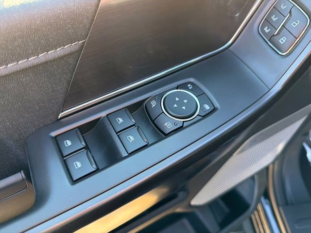 2026 Agate Black Metallic Ford F-150 Lariat 4X4 Truck