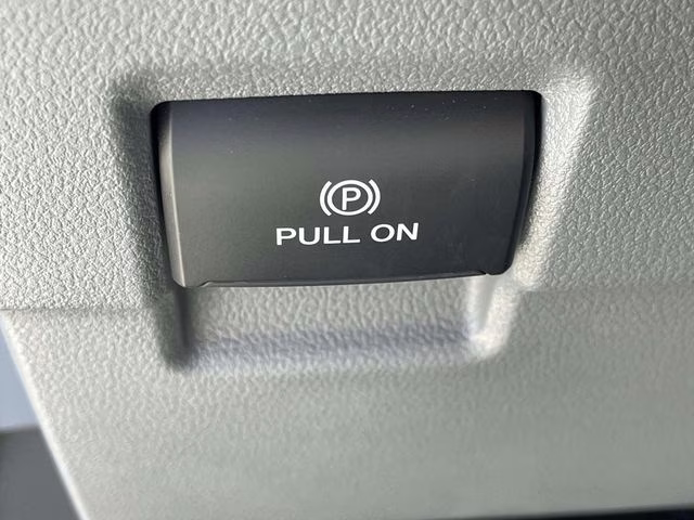 2026 Oxford White Ford Super Duty F-250 SRW XL 4X4 Truck