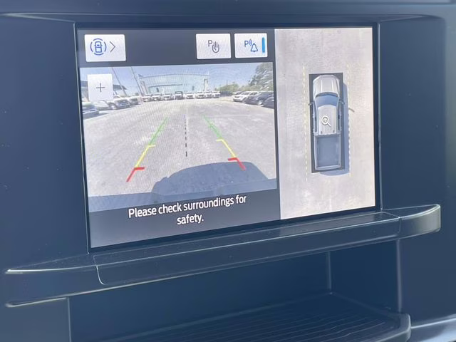 2026 Oxford White Ford Super Duty F-250 SRW XL 4X4 Truck