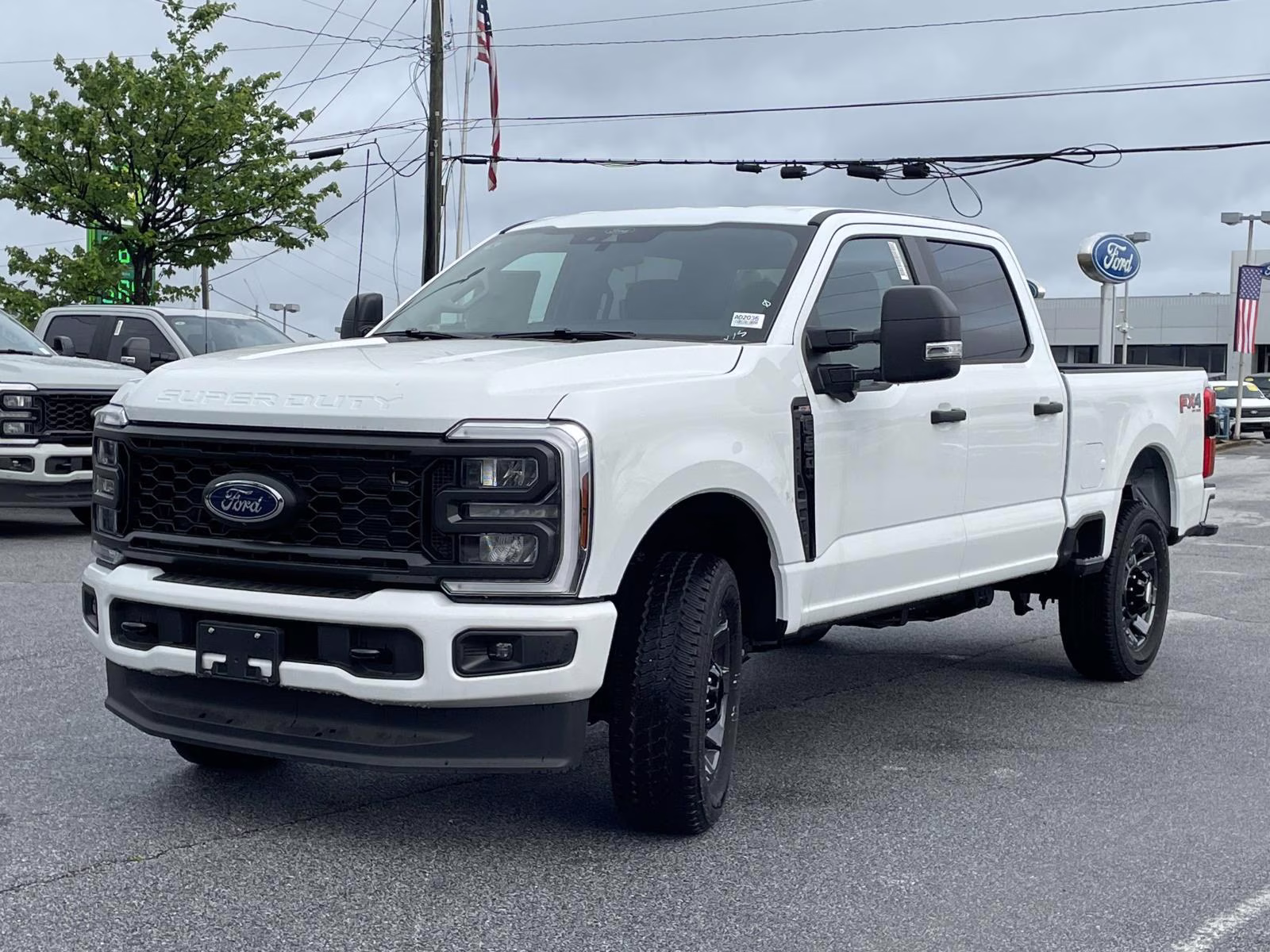 2026 Oxford White Ford Super Duty F-250 SRW XL 4X4 Truck