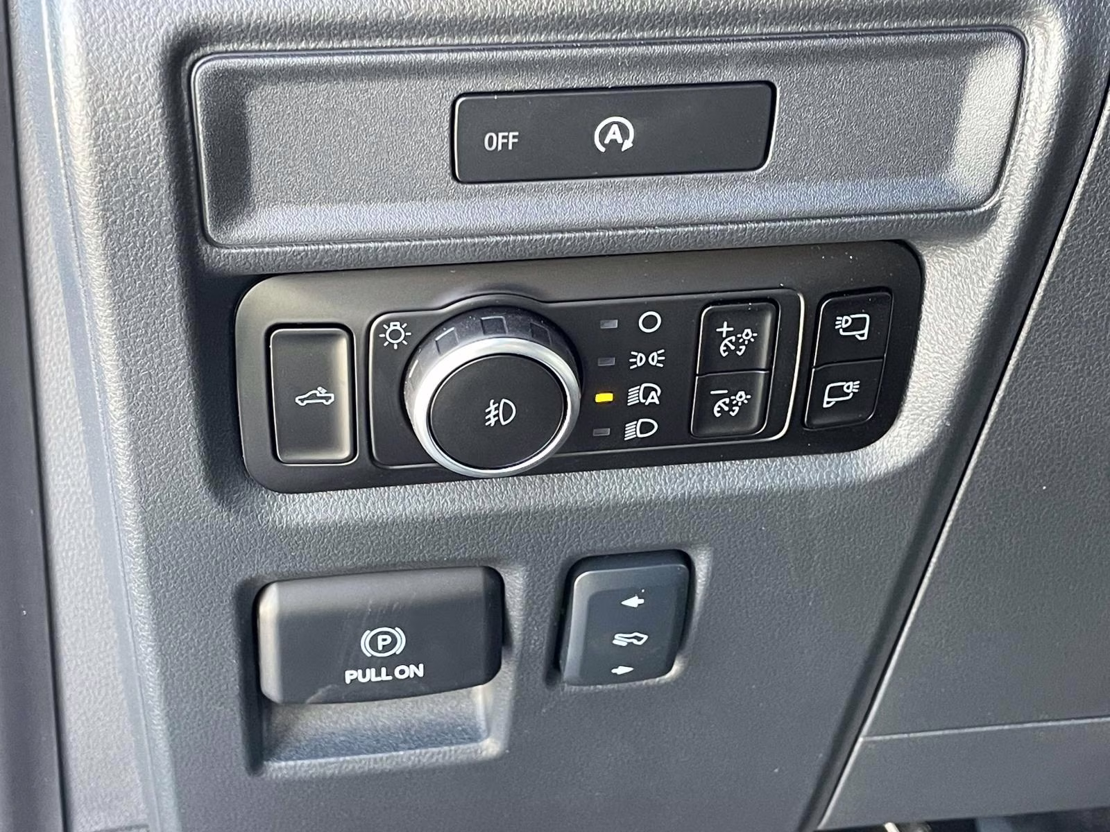 2025 White Metallic Ford F-150 Platinum 4X4 Truck