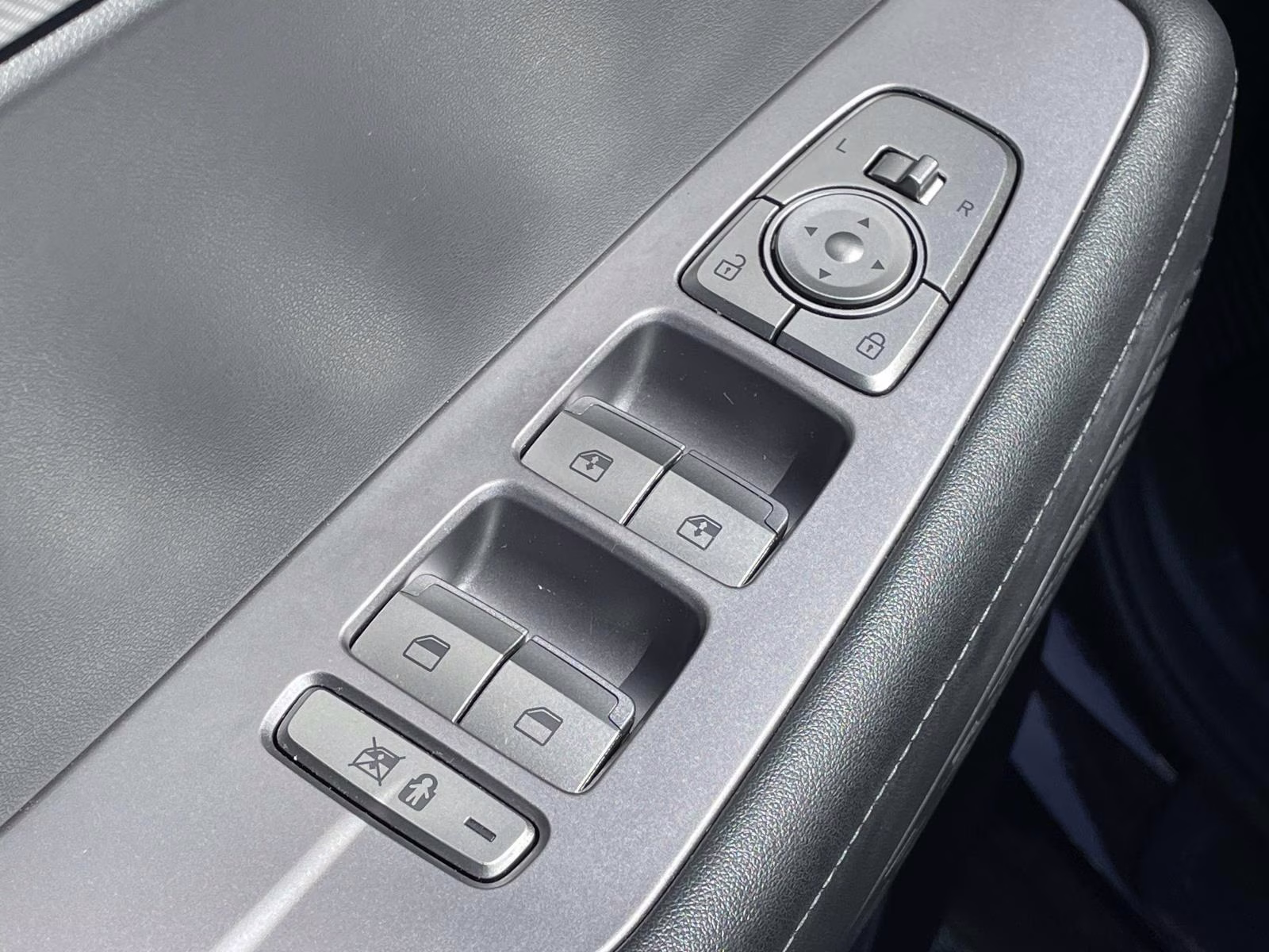 2024 Sierra Burgundy Hyundai Palisade SEL FWD SUV