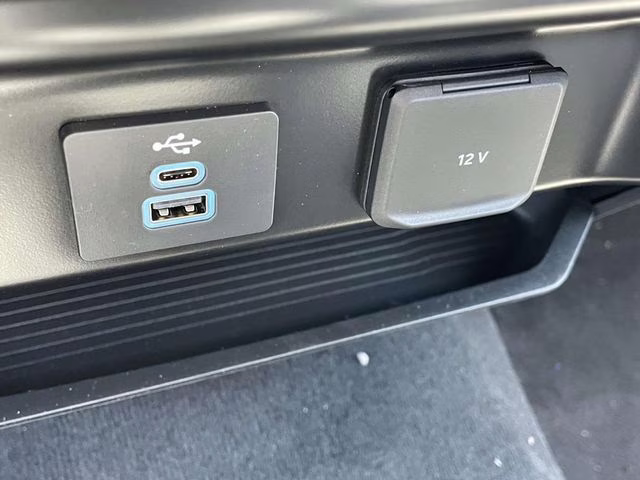 2026 Oxford White Ford Super Duty F-250 SRW XL 4X4 Truck