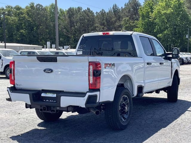 2026 Oxford White Ford Super Duty F-250 SRW XL 4X4 Truck