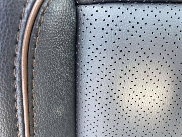 2026 Oxford White Ford Super Duty F-350 SRW Lariat RWD Truck