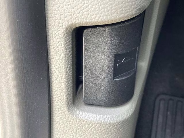 2026 White Metallic Ford Super Duty F-350 DRW Platinum 4X4 Truck