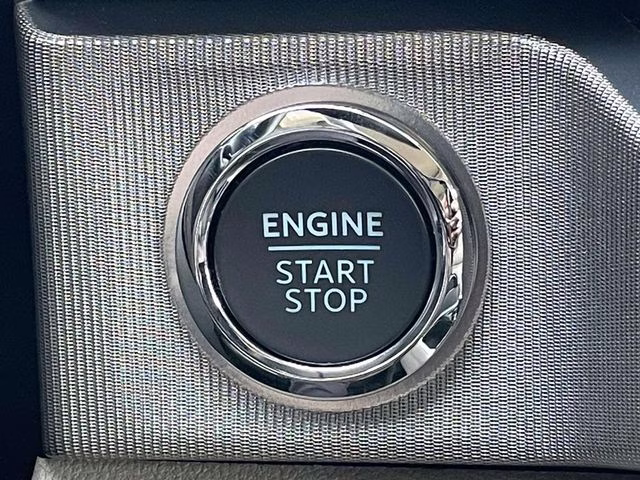 2026 White Metallic Ford Super Duty F-350 DRW Platinum 4X4 Truck