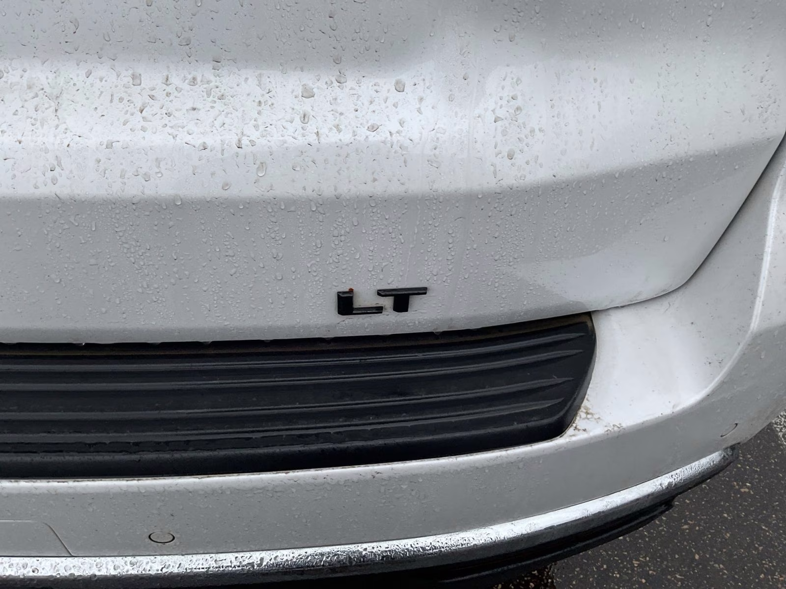 2022 Iridescent Pearl Tricoat Chevrolet Suburban LT 4X4 SUV