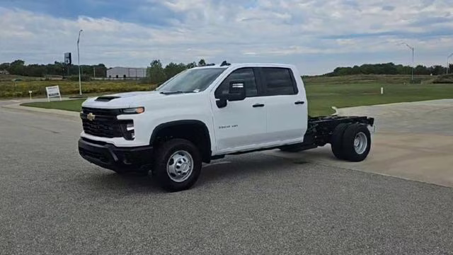 2026 Summit White Chevrolet Silverado 3500HD Work Truck 4X4 Truck