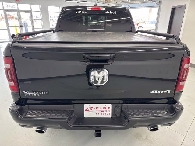 2023 Diamond Black Crystal Pearlcoat Ram 1500 Laramie 4X4 Truck