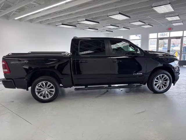 2023 Diamond Black Crystal Pearlcoat Ram 1500 Laramie 4X4 Truck