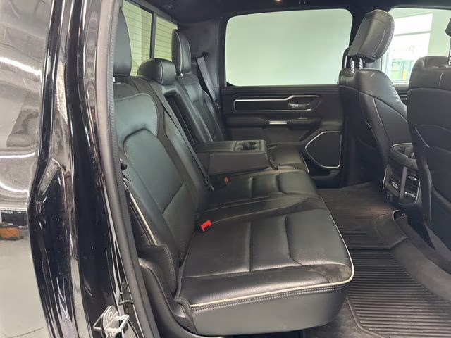 2023 Diamond Black Crystal Pearlcoat Ram 1500 Laramie 4X4 Truck