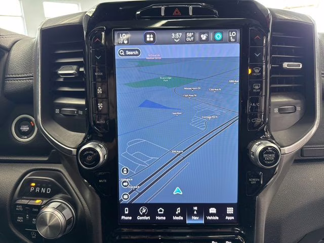 2023 Diamond Black Crystal Pearlcoat Ram 1500 Laramie 4X4 Truck