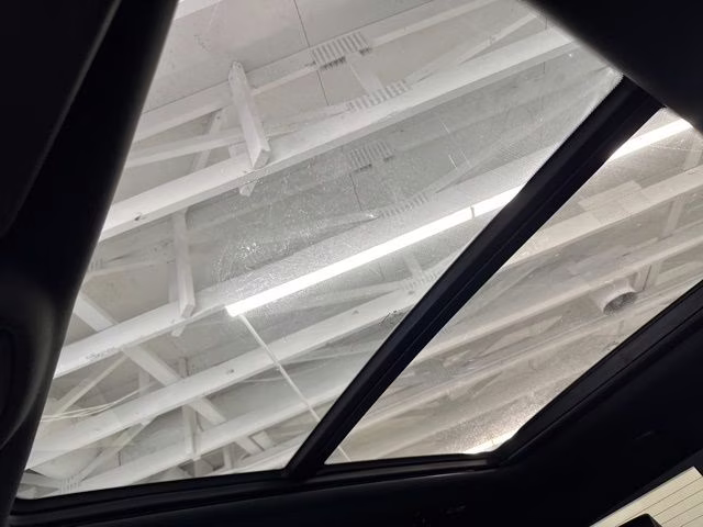 2023 Diamond Black Crystal Pearlcoat Ram 1500 Laramie 4X4 Truck