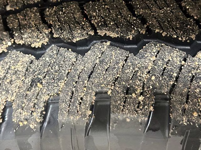 2026 Ruby Red Metallic Tinted Clearcoat Ford Super Duty F-250 SRW Lariat 4X4 Truck