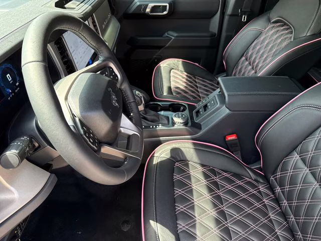 2026 Pink Ford Bronco Outer Banks 4X4 SUV