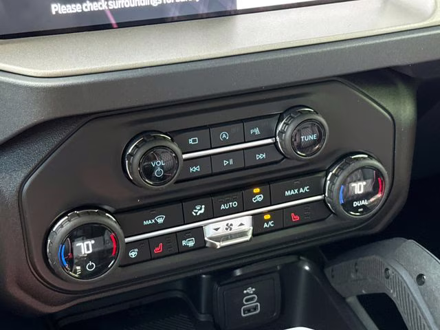 2026 Pink Ford Bronco Outer Banks 4X4 SUV