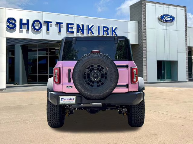 2026 Pink Ford Bronco Outer Banks 4X4 SUV