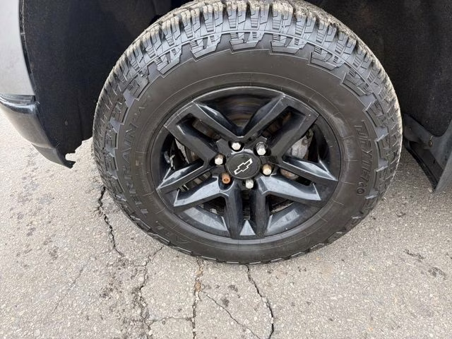 2019 Satin Steel Metallic Chevrolet Silverado 1500 Custom Trail Boss 4X4 Truck