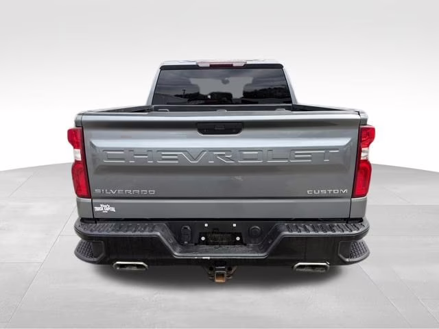 2019 Satin Steel Metallic Chevrolet Silverado 1500 Custom Trail Boss 4X4 Truck
