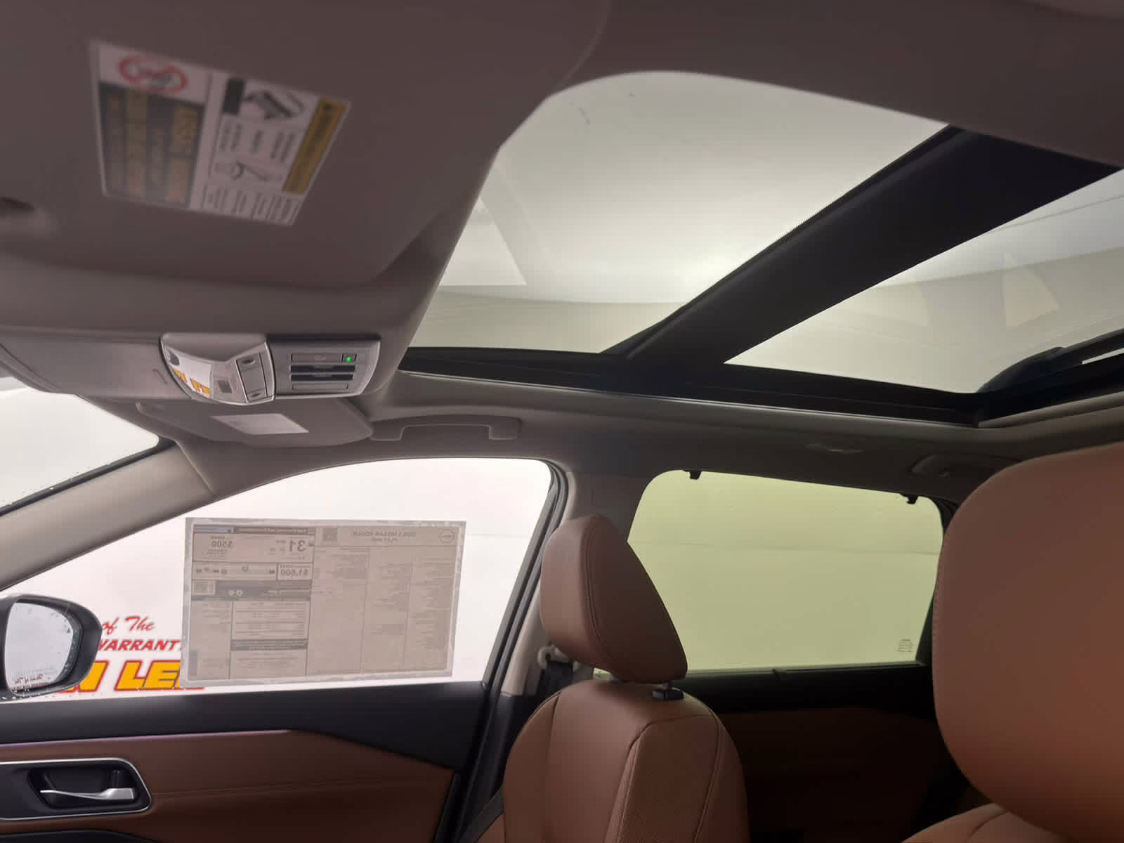 2026 Everest White Pearl/Super Black Nissan Rogue Platinum AWD SUV