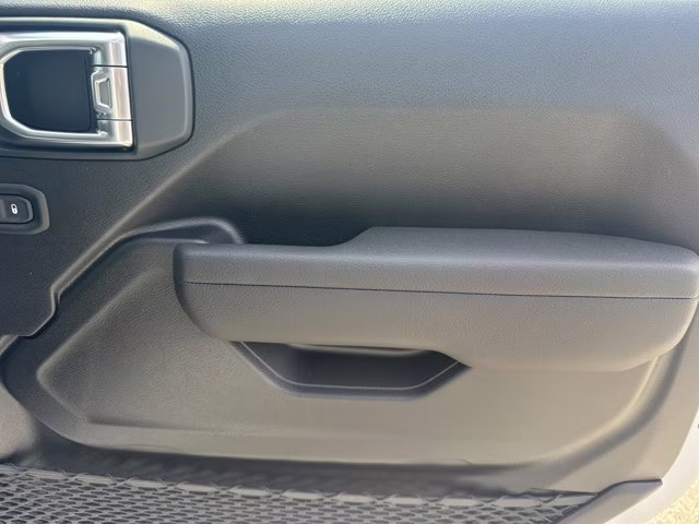 2026 Bright White Clearcoat Jeep Wrangler Sport 4X4 Convertible