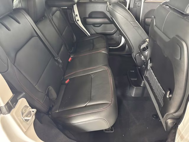 2026 Bright White Clearcoat Jeep Wrangler Rubicon X 4X4 Convertible