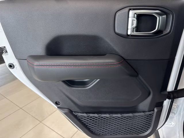 2026 Bright White Clearcoat Jeep Wrangler Rubicon X 4X4 Convertible