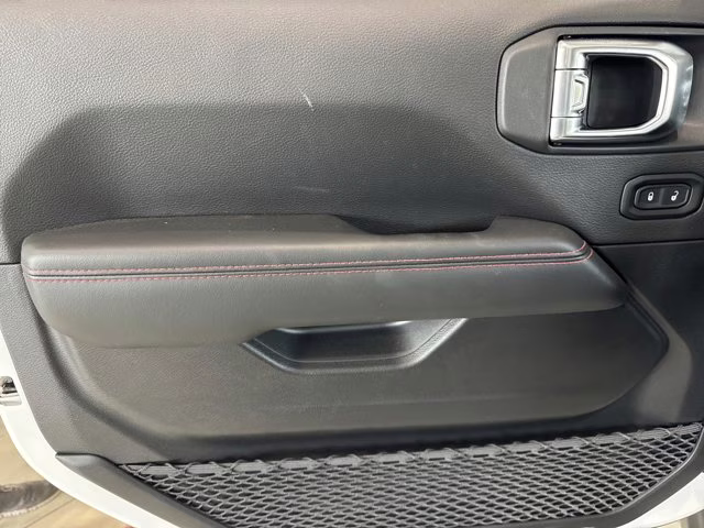 2026 Bright White Clearcoat Jeep Wrangler Rubicon X 4X4 Convertible