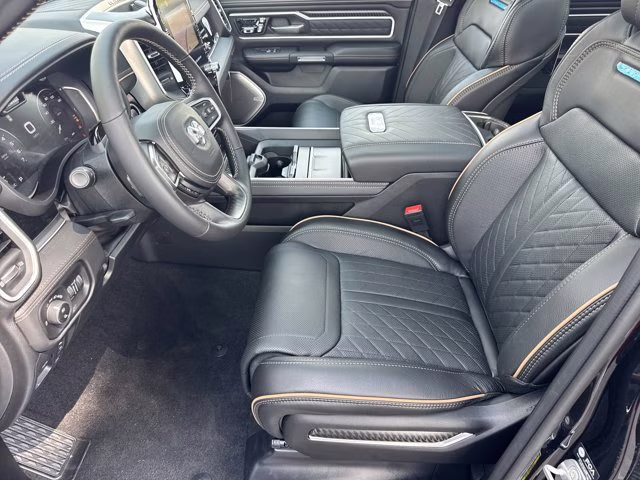 2026 Diamond Black Crystal Pearlcoat Ram 1500 Tungsten 4X4 Truck