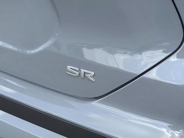 2024 Boulder Gray Pearl Nissan Kicks SR FWD SUV