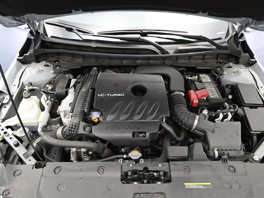 2024 Gray Sky Pearl Nissan Altima 2.0 SR FWD Sedan