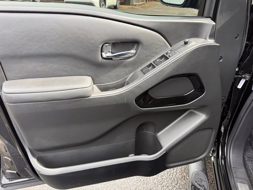 2023 Super Black Nissan Frontier SV 4X4 Truck