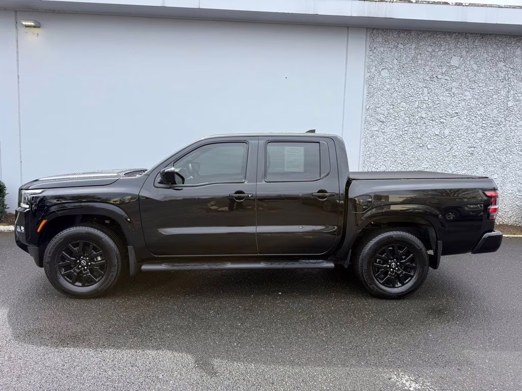 2023 Super Black Nissan Frontier SV 4X4 Truck