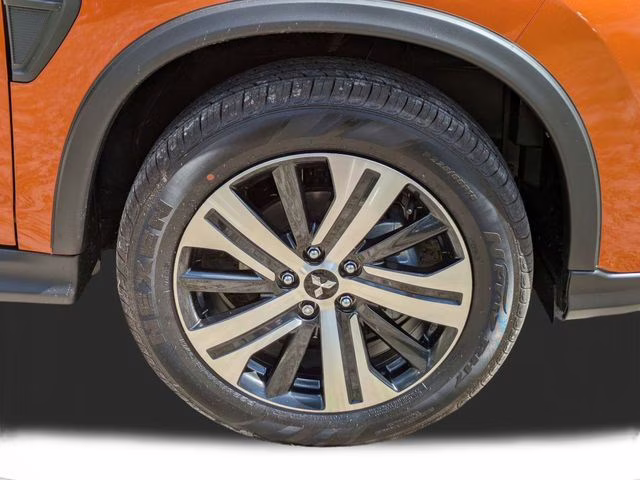 2026 Sunshine Orange Metallic Mitsubishi Outlander Sport 2.0 ES 4X4 SUV