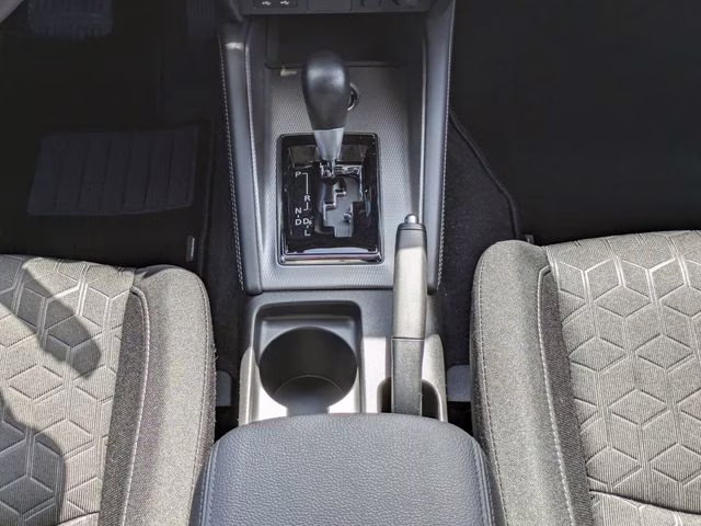 2026 Sunshine Orange Metallic Mitsubishi Outlander Sport 2.0 ES 4X4 SUV