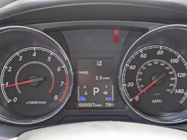 2026 Sunshine Orange Metallic Mitsubishi Outlander Sport 2.0 ES 4X4 SUV