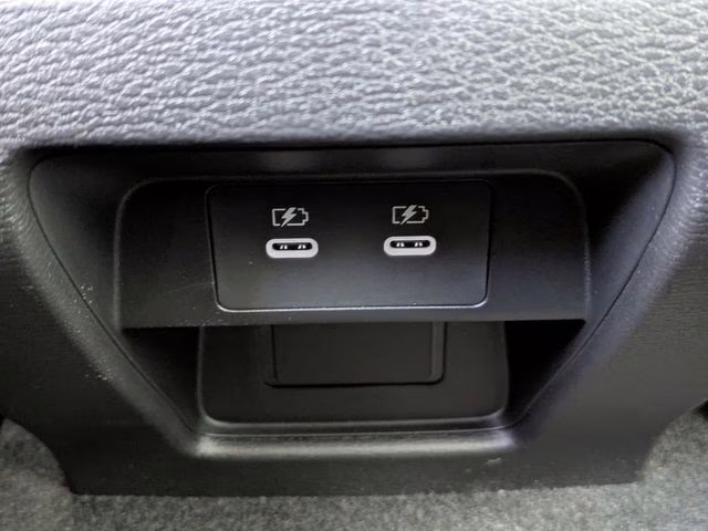 2026 White Diamond Mitsubishi Outlander SE FWD SUV