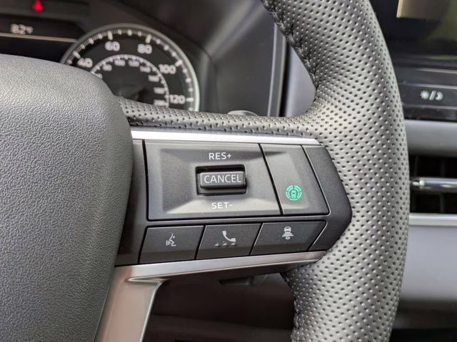 2026 White Diamond Mitsubishi Outlander SE FWD SUV