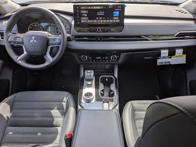 2026 Cosmic Blue Metallic Mitsubishi Outlander SE FWD SUV