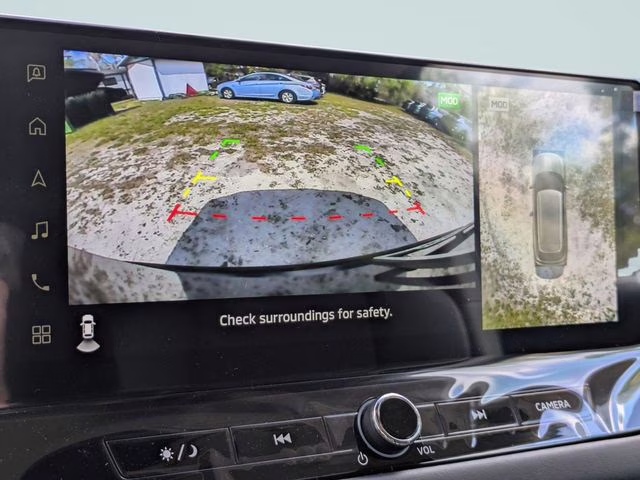 2026 Cosmic Blue Metallic Mitsubishi Outlander SE FWD SUV