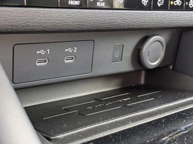 2026 Cosmic Blue Metallic Mitsubishi Outlander SE FWD SUV