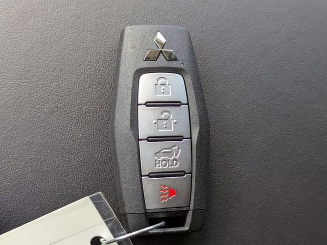 2026 Cosmic Blue Metallic Mitsubishi Outlander SE FWD SUV