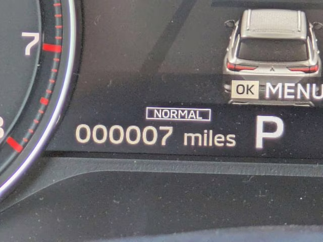 2026 White Diamond Mitsubishi Outlander SE FWD SUV