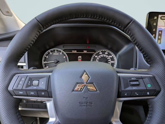 2026 Red Diamond Mitsubishi Outlander SE FWD SUV