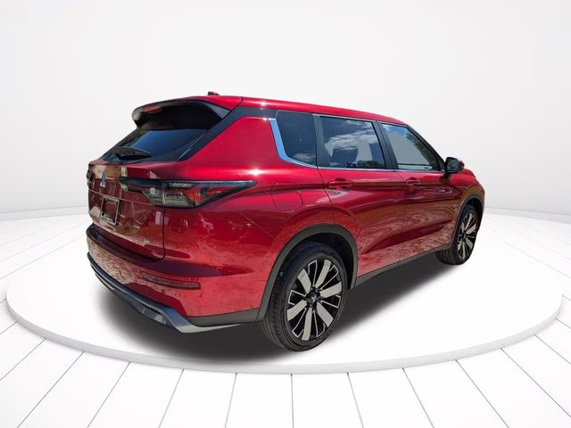 2026 Red Diamond Mitsubishi Outlander SE FWD SUV