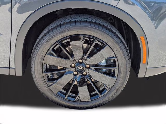 2026 Graphite Gray Mitsubishi Outlander LE FWD SUV