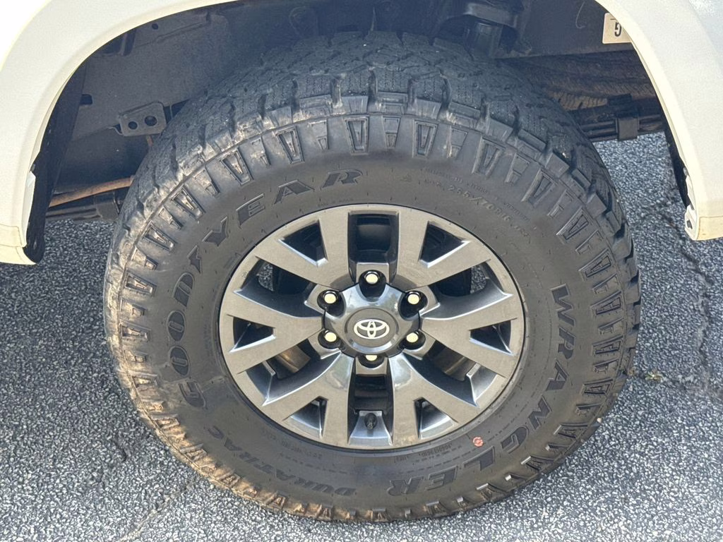 2023 Ice Cap Toyota Tacoma SR5 4X4 Truck
