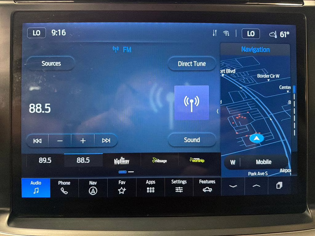 2024 Rapid Red Metallic Tinted Clearcoat Ford F-150 Lariat 4X4 Truck